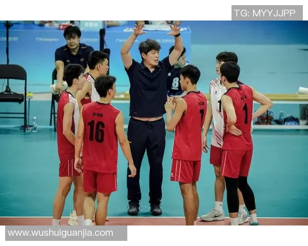 重庆排球队荣登全国排球比赛经验排行榜首位的背后故事与成就分析 重庆排球队荣登全国排球比赛经验排行榜首位的背后故事与成就分析